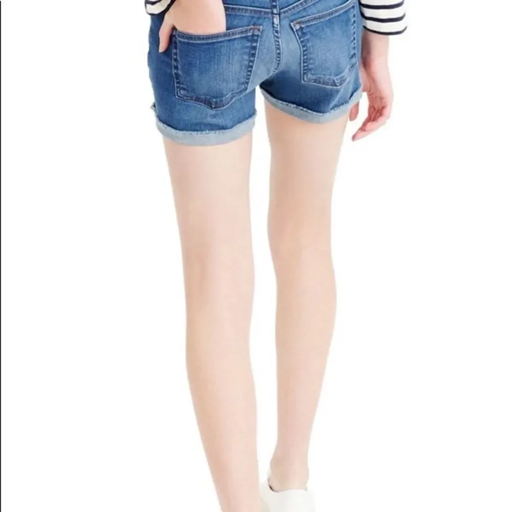✨HP✨JCrew Denim Hipslung Shorts✨